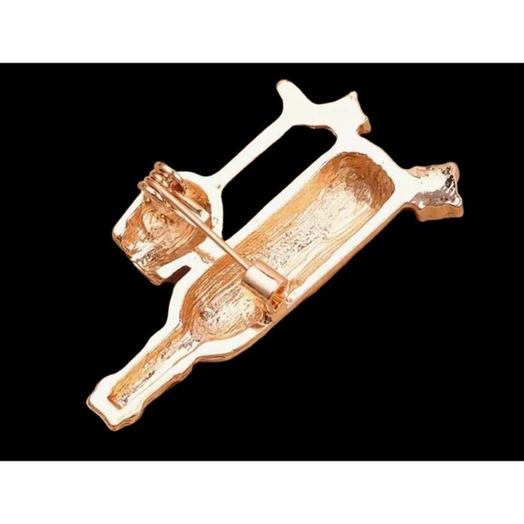 Sparkling rhinestone wine bottle and wine, glass metal brooch. Gold and red. - Picture 3 of 5